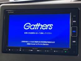 【メーカー純正ナビ】インテリアに溶け込むスタイリッシュな「専用設計」メーカーナビを装備♪視認性や操作性など基本性能にも優れ、より上質なカーライフをお楽しみいただけます。
