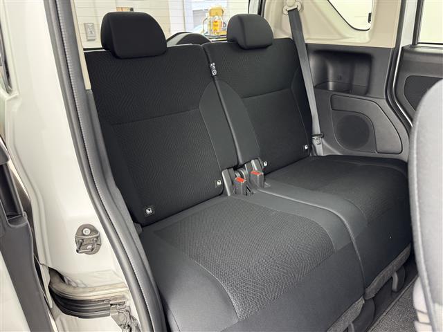 ◆【後部座席】後席もゆったりドライブを楽しめます。ガリバーでご購入いただきましたら、内外装はプロこだわりのクリーニングで清潔なおクルマでご納車させていただきます！店舗での現車確認も承っています！