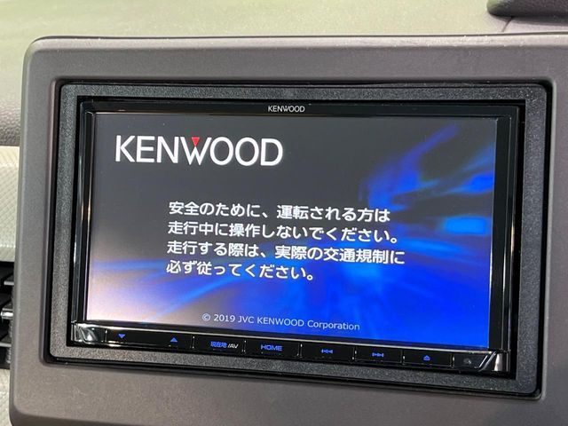 【ナビゲーション】使いやすいナビで目的地までしっかり案内してくれます。各種オーディオ再生機能も充実しており、お車の運転がさらに楽しくなります！！