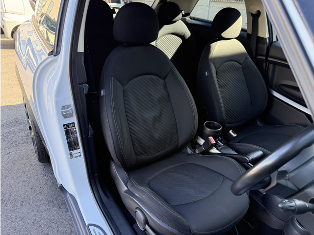 内装クリーニング済みですピカピカに仕上げてお客様のご来店をお待ちしております