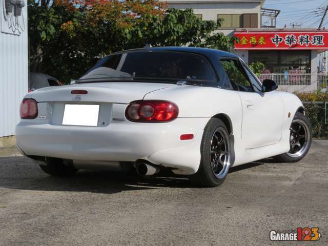 中身まで見れませんがフィール的には軽量フラホと社外クラッチが入ってる雰囲気。回転の落ちも早いしクラッチの繋がり方もノーマルでは無い感じです。圧着感が少し強いんですよね。でも扱いにくい程ではないです。