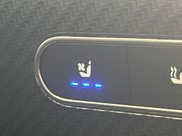 ●シートヒーター＆ベンチレーション：冬は冷たく・夏は熱くなりやすいレザーシートのデメリットを軽減してくれます♪季節を問わず快適にお乗りいただけます♪
