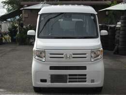 頑張って働いていたような飛び石小傷などありますが、全体的にはキレイです！