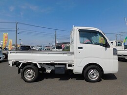 0986-45-9200軽自動車コーナー加藤まで、お問い合わせください。ご来店の際、GU様側よりご入店下さい。軽自動車、コンパクト、セダン、SUVがすぐ見れます。
