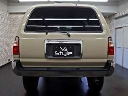 マフラーやヒッチメンバー等の取り付けも是非ご相談ください。入念な打ち合わせからお客様だけの一台をお届け致します。