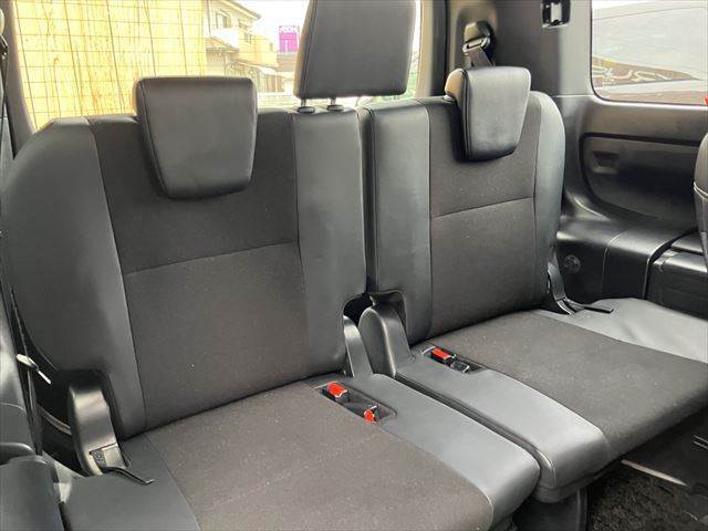 ☆運転席側3列目シート