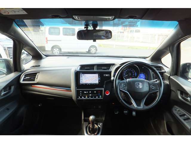 全国販売＆全国納車可能です。遠方販売多数実績有ります。お車の詳細もご説明させて頂きます。まずはフリーダイヤル　0078-6002-287741　までお電話下さい。