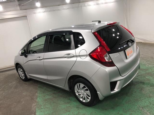 キズと雹害によるへこみがあります。その分お求めやすくなっていますのでその点踏まえてご検討ください。