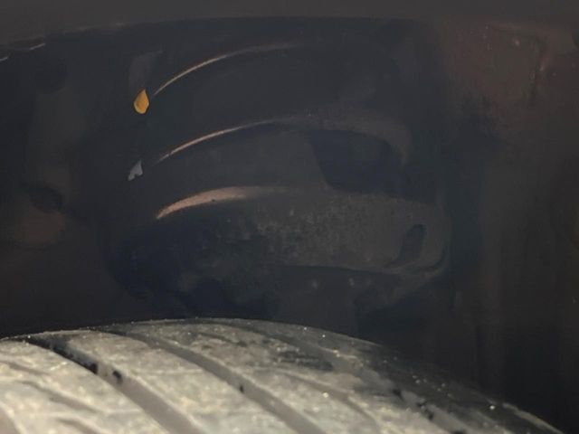 お車を安心してお乗りいただく為には、足回りの定期点検が欠かせません。サービスサポート（有償保証）では無料点検もご提供しており、安心のカーライフをお過ごしいただけるサポート体制が整っています。