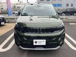 お忙しく実車確認できないお客様にも安心してご購入頂けるクオリティを目指しております。全国のディーラーで保証が受けられます。