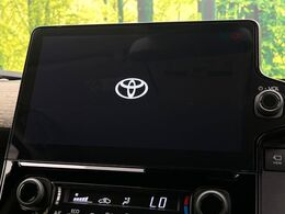 【10.5インチ　ディスプレイオーディオ】大画面のディスプレイはAppleCarPlayやAndroidAutoが利用可能。大きな画面でスマホナビアプリ等が利用いただけます♪