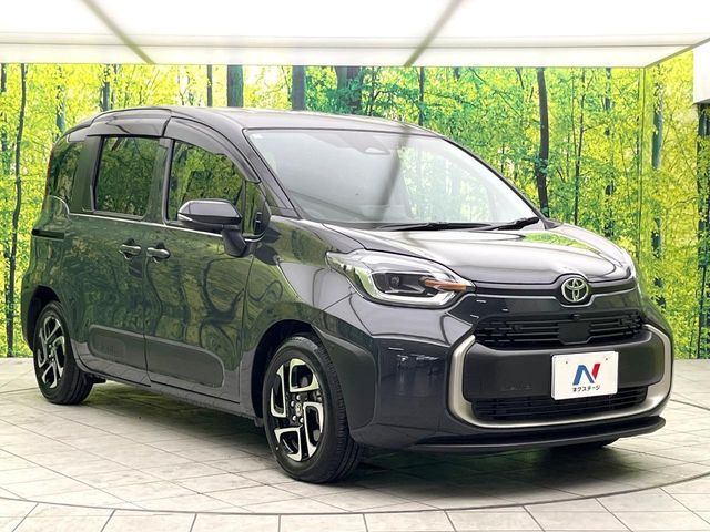 大好評のボディコーティング「弾スプラッシュコート」もご納車までに施工可能。通常のガラスコートと異なる、耐久年数6年の無機質ガラスコーティングが、ボディをキレイな状態に保ってくれます。