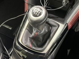 【フロア6速MT】走りの6速MT！！スポーティーな走行をお楽しみいただけます♪