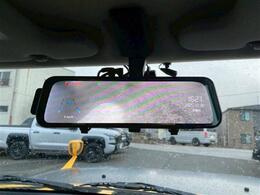 BratのFacebookも更新中！！「facebook brat by gulliver」で検索！！