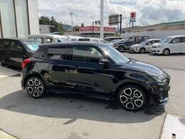 独自のオークション代行で限られたご予算でお客様にあった1台をお探しいたします。