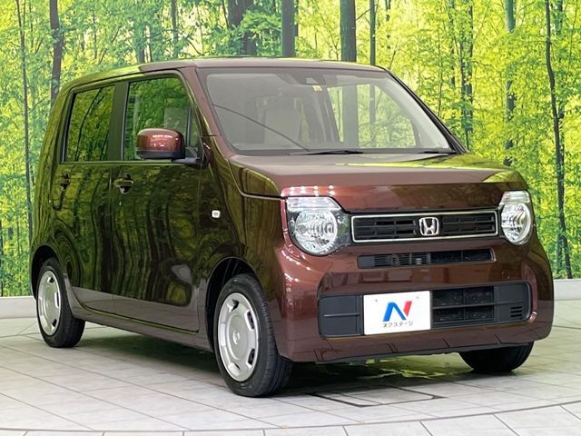 大好評のボディコーティング「弾スプラッシュコート」もご納車までに施工可能。通常のガラスコートと異なる、耐久年数6年の無機質ガラスコーティングが、ボディをキレイな状態に保ってくれます。
