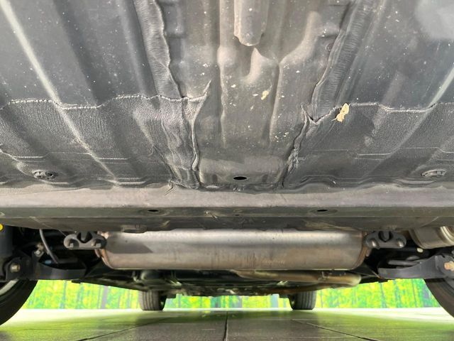 下回りがきれいなうちに、防錆加工の施工がオススメ。降雪地域はもちろん、沿岸部にお住いの方や、趣味でマリン・ウィンタースポーツをされる方にご好評いただいております。