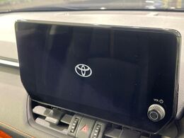 【10.5インチ　ディスプレイオーディオ】大画面のディスプレイはAppleCarPlayやAndroidAutoが利用可能。大きな画面でスマホナビアプリ等が利用いただけます♪