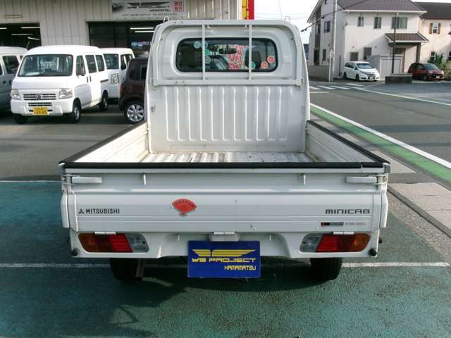 もちろん全国納車可能です！！(静岡県外の方は別途で県外登録費用、陸送費用が必要となる場合がございます。)詳しくはお問い合わせください♪