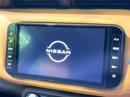 【純正9型ナビ】人気の純正ナビを装備。オーディオ機能も充実しており、Bluetooth接続すればお持ちのスマホやMP3プレイヤーの音楽を再生可能！毎日の運転がさらに楽しくなります！！