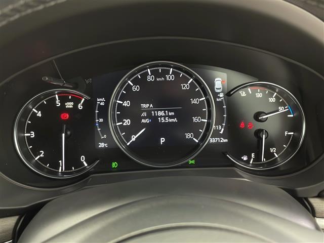 【スピードメーター】メーターがシンプルで見やすく運転しやすいですね！