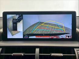 【パノラミックビューモニター】を装備で駐車が苦手な方でも安心です。