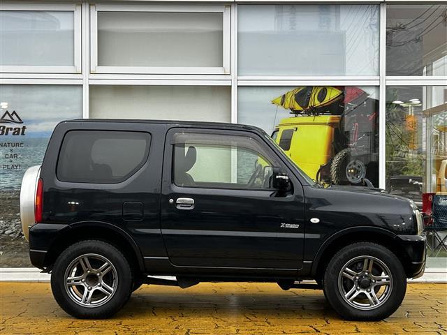 ★グレード、オプション、カラーリング★　多様な種類のお車を揃えております。見比べながらご覧頂けます★