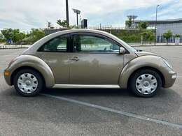 ☆車両販売☆　　当社の販売価格は業仕入れ金額＋定額の手数料とお客様に分かりやすいシステムとなっております。当然、国産中古車には保証も付いているので、故障のアフターもお任せください！