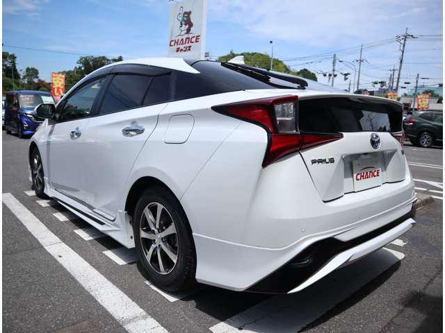 ☆☆遠方販売の実績多数あり現車をみないでご購入されるお客様のご不安な点を一掃出来るように案内させて頂きます。ご遠方のお客様も安心してご連絡を下さい♪画像では伝えきれない良さをお伝えいたします。☆☆