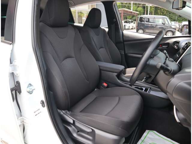 ☆☆年中無休でお客様をサポートいたします。お車のことから、保険の事まで、お客様をしっかりとサポートいたします。☆☆