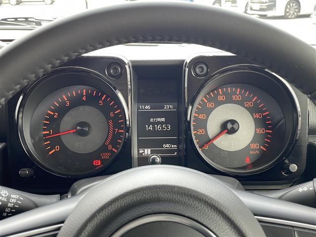 気になる車はすぐにお問い合わせください！画面右側の0066から始まる無料ダイヤルからお問い合わせ下さい！専門スタッフがお車のご質問にお答えいたします！