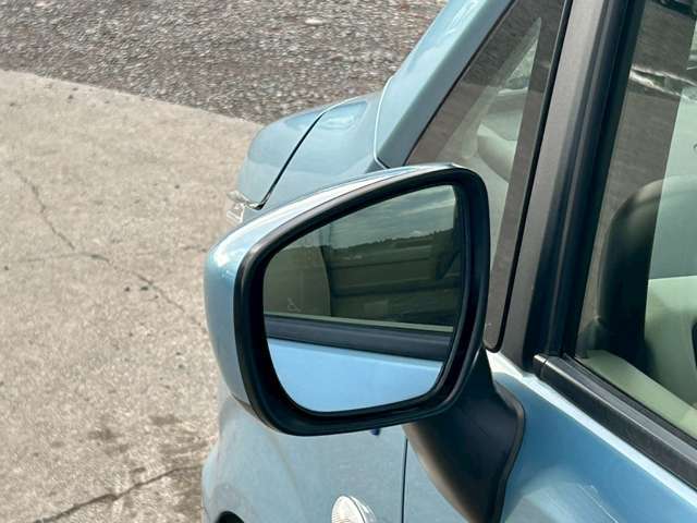 万が一の事故でも対応がよい任意保険も弊社で取り扱っておりますので、是非ご相談下さい。