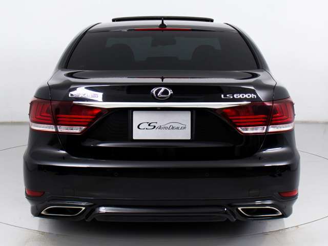 ★クリアランスソナー（前後コーナーセンサー）が付いています！フロント＆リアにセンサーがあり、障害物に近づくと警告音が鳴り、更にはマルチ画面上にも表示されます！すごく便利な人気装備です！！