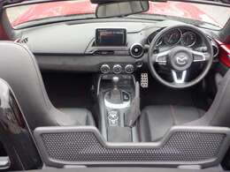 お車のご相談受け賜ります。売却・販売・車検・修理・鈑金・保険等担当者がサポートさせて頂きます。