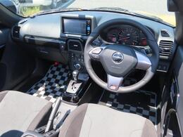 車内は専門業者にて室内クリーニング施工済みなので、大変清潔です。オリックス自動車ではみなさまに快適なドライブをお約束します。