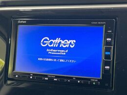 【純正ナビ】人気の純正ナビを装備。オーディオ機能も充実しており、Bluetooth接続すればお持ちのスマホやMP3プレイヤーの音楽を再生可能！毎日の運転がさらに楽しくなります！！