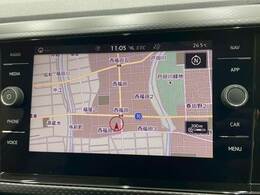 【純正メモリナビ】装備でラジオ視聴やAppleCarPlay、Bluetooth等充実装備。