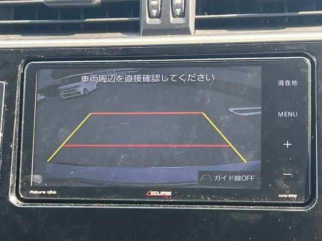 WECARSの展示場では実際に見て、触ってお車をお選びいただけます！知識の豊富な営業スタッフが様々なカーライフをご提案いたします！