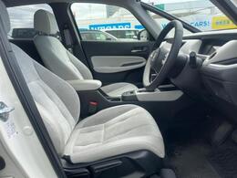 「この車の写真をもっと見たい」「状態が気になる」「この装備はついている？」どんな小さな疑問でもお気軽にお問い合わせください！