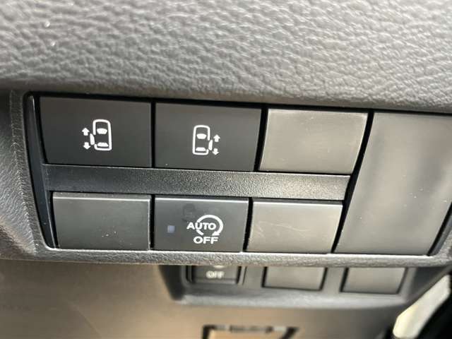 【運転席操作部】運転に役立つ機能ばかり！快適なドライブにしてくれること間違いなし！！