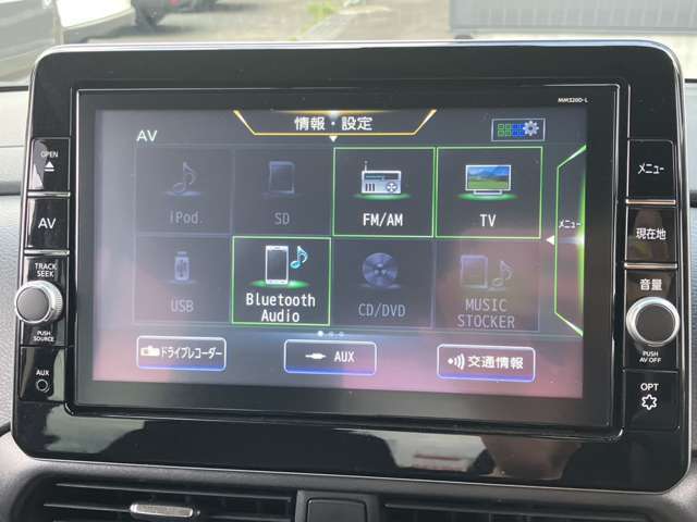 【カーナビゲーション】大変便利なナビ付。多彩な機能がございますのでご不明な点などございましたらお問い合わせくださいませ。