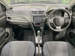 グループ総在庫数約30，000台！！全国の系列店からメーカー・車種問わずご紹介出来るので、あなたにピッタリのお車が見つかるはずです♪まずはお問い合わせ下さい☆