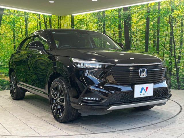 大好評のボディコーティング「弾スプラッシュコート」もご納車までに施工可能。通常のガラスコートと異なる、耐久年数6年の無機質ガラスコーティングが、ボディをキレイな状態に保ってくれます。