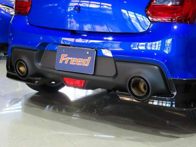 〇フジツボ製スポーツマフラー（カーボンテール）○AftermarketLEDナンバー灯