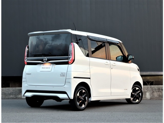 この度は、長野日産自動車　柳原店の「ルークス」をご検討頂き誠に有難う御座います。当店イチオシのお車です。ご不明点やお見積もり、ご質問など御座いましたらお気軽にお問合せください。