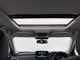 【天井】『天井』の画像になります。写真の内容に関してご不明点、ご質問等がございましたらお気軽にガリバー店舗までお問い合わせください。