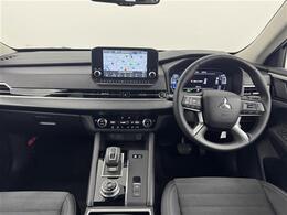 【インパネ全体】『インパネ全体』の画像になります。写真の内容に関してご不明点、ご質問等がございましたらお気軽にガリバー店舗までお問い合わせください。