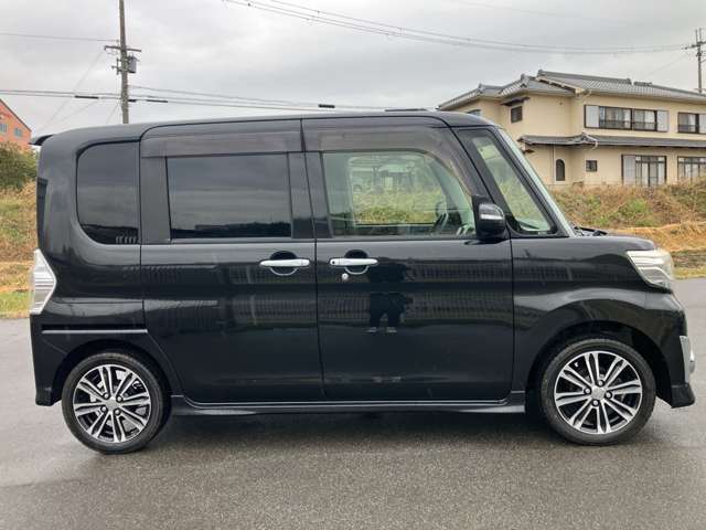 【どんなことでもお気軽に】車には様々な分野があります。販売・整備・保険・板金・修理。。。車一筋の当店には経験とノウハウがございます。お客様のカーライフをすべてお任せいただければ幸いです。