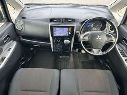 【インパネ全体】全方位で視界が広く、高い目線で運転もしやすいです！