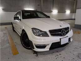 外装ボディコーディング済み、内装クリーニング済みの1台です。内外装を重視されている方も満足していただける一台です。